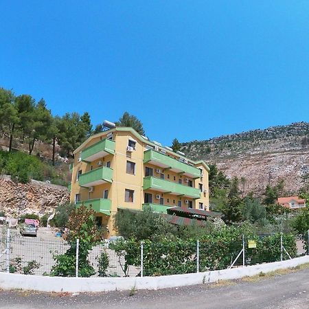 Hotel Bolonja Shëngjin Buitenkant foto