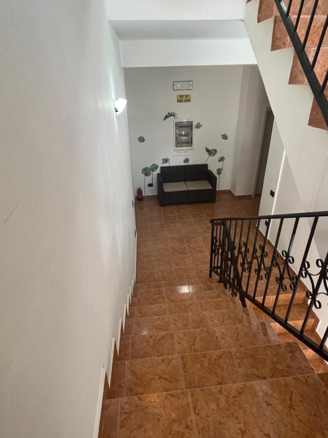 Hotel Bolonja Shëngjin Buitenkant foto